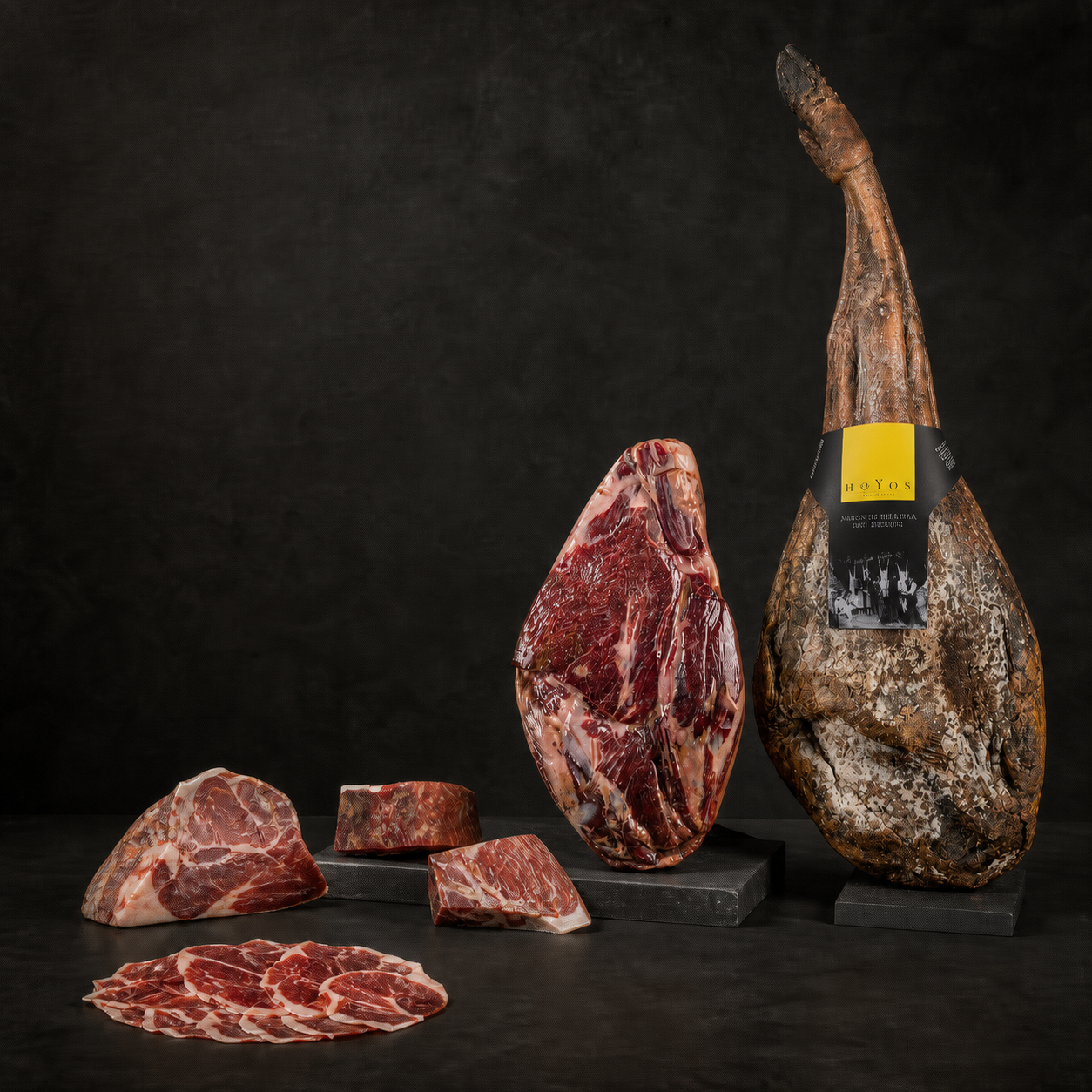 Presentaciones profesionales de jamón con pieza entera etiquetada, deshuesado, trozos y loncheado